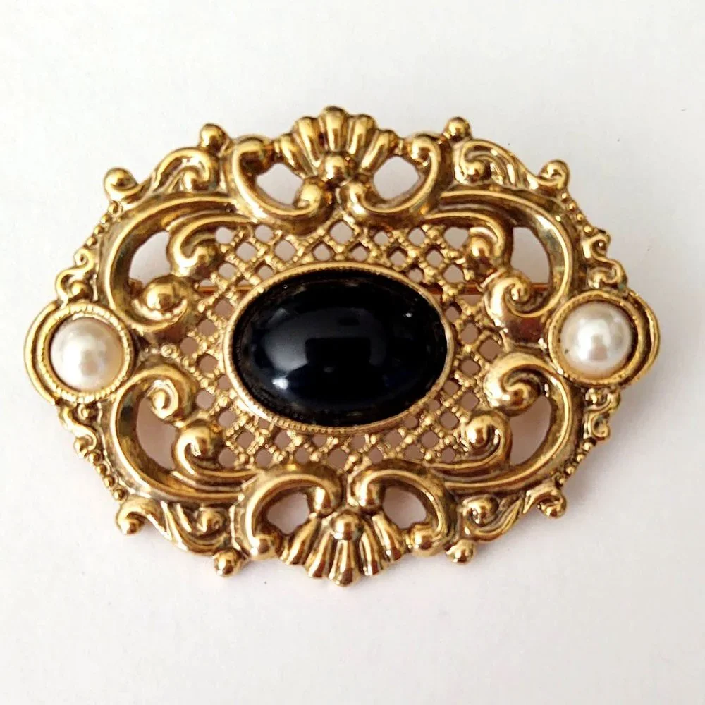 Vintage gold, black and faux pearl brooch